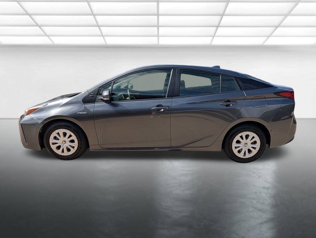 Used 2021 Gray Toyota LE image 25