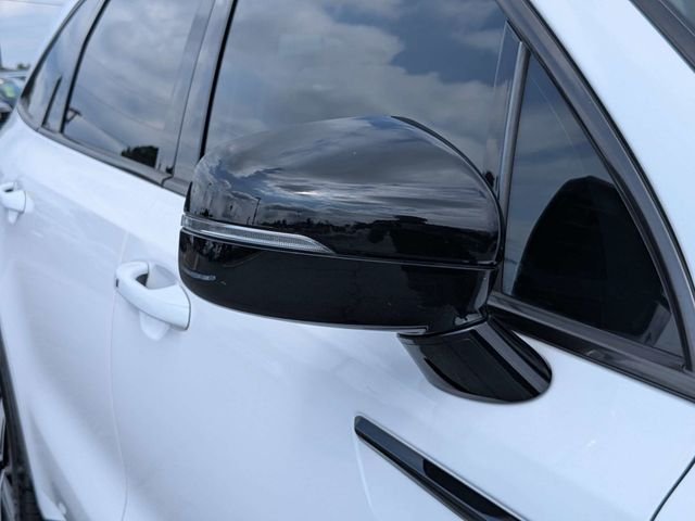 Used 2023 White Kia EX image 12