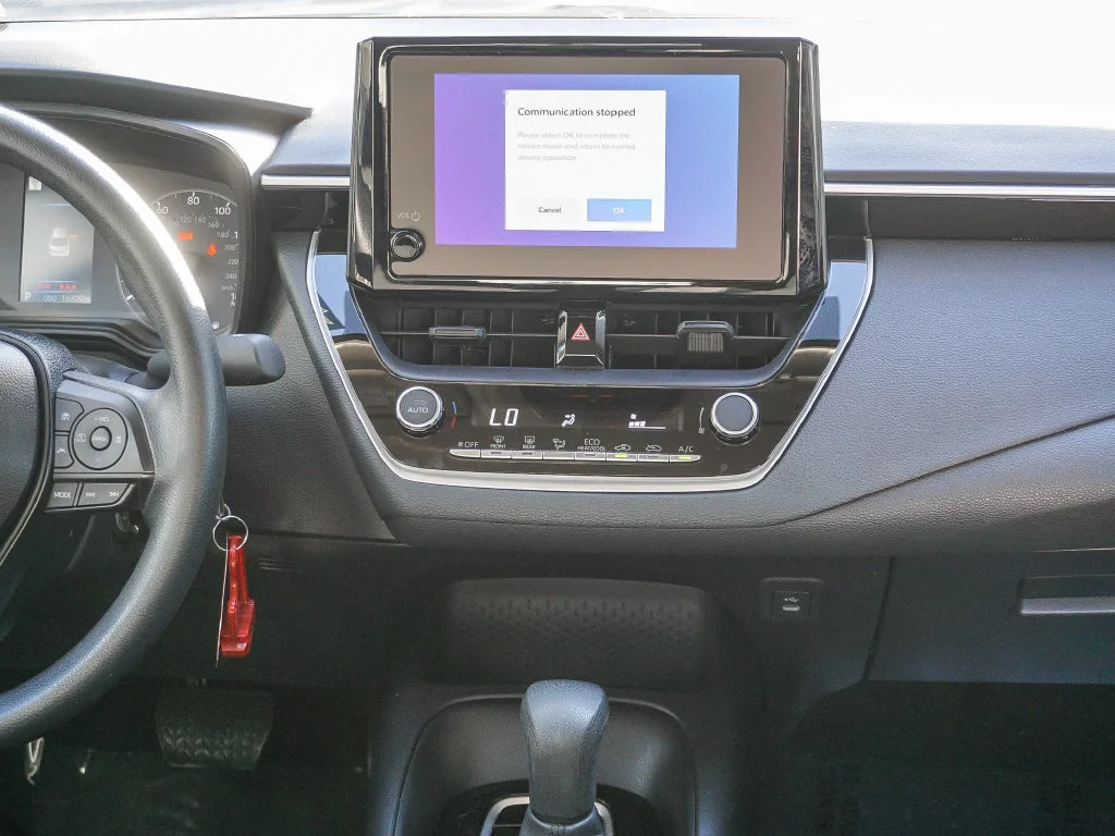 Certified Used 2025  Toyota LE image 15