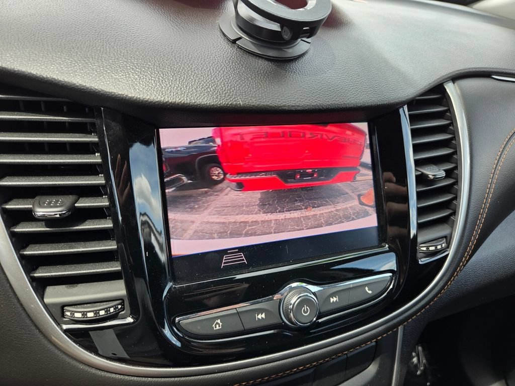 2022 Chevrolet Trax LS - Photo 30