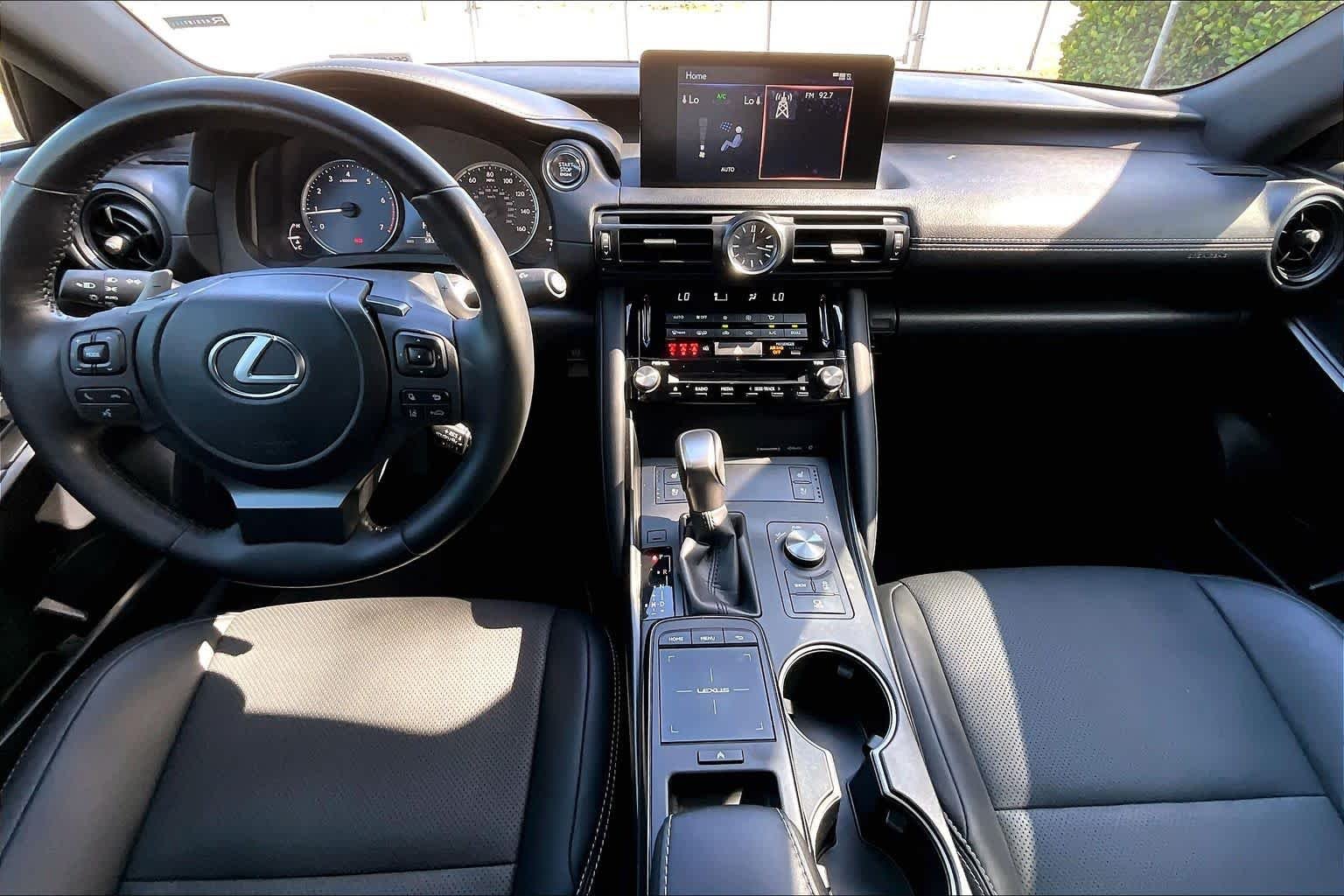 Used 2025 Eminent White Pearl Lexus  image 16