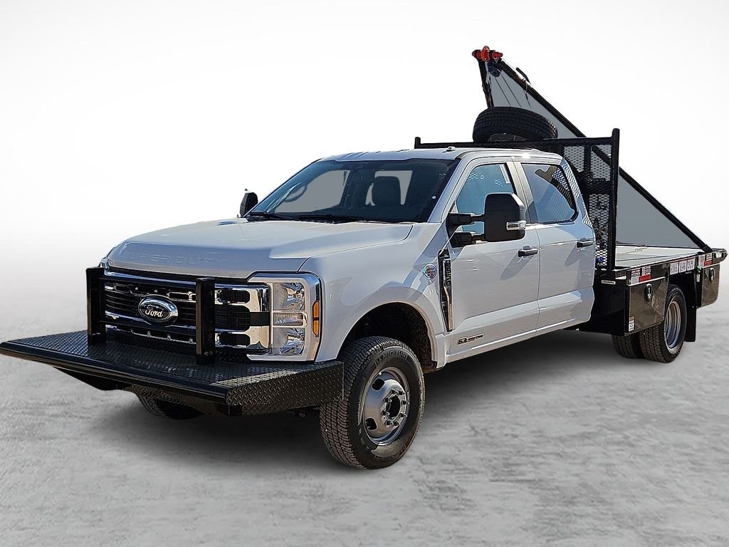 New 2026 Oxford White Ford F-350® XL image 5