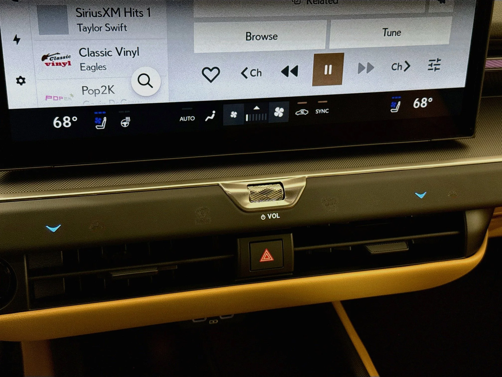 New 2026 Ultra White Lexus ES 500e PREMIUM AWD image 17