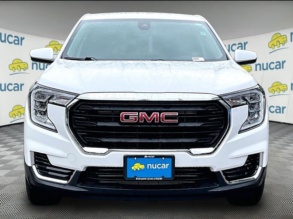 Used 2024 White GMC SLE image 2