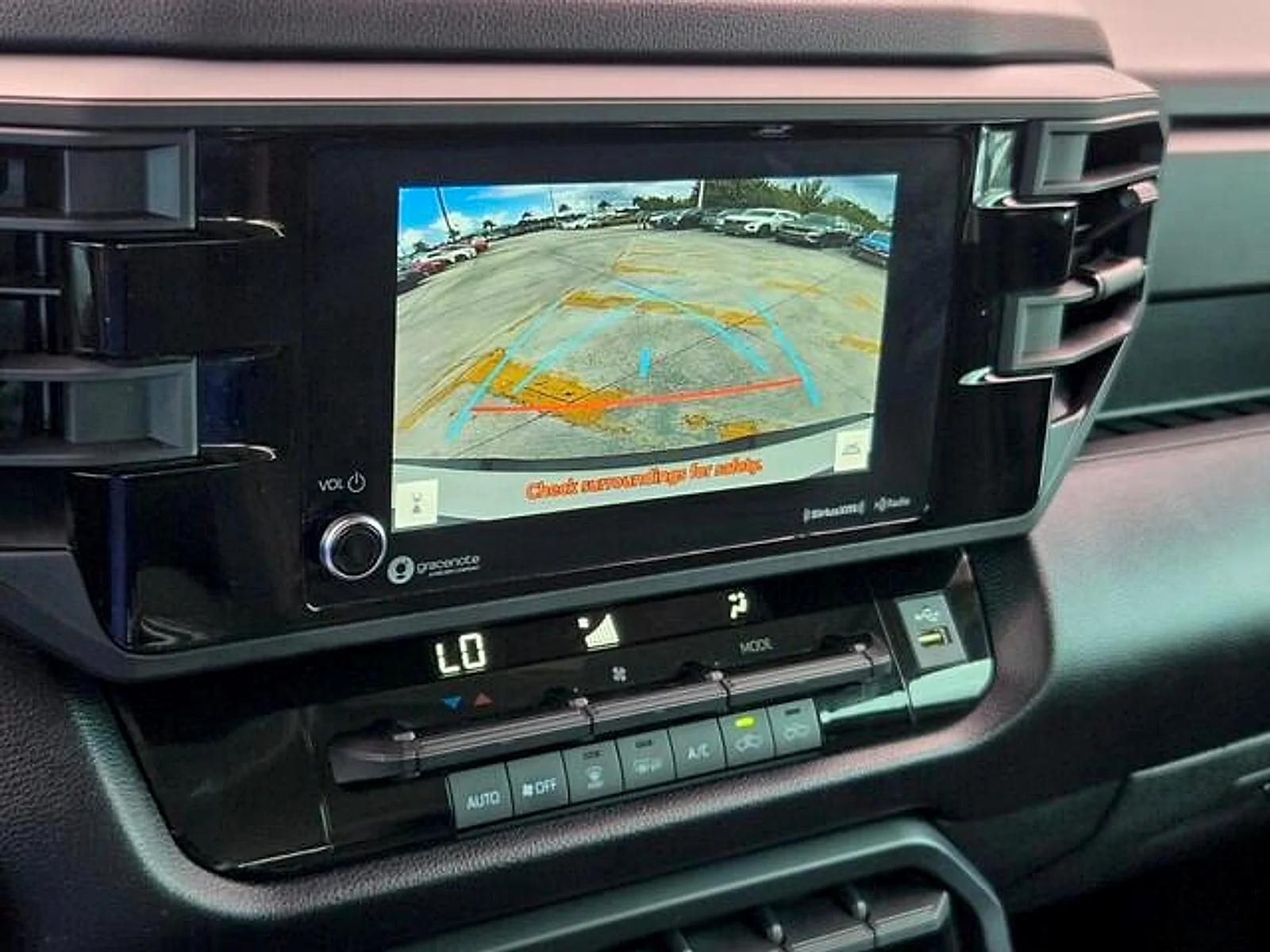 Used 2023  Toyota SR image 19
