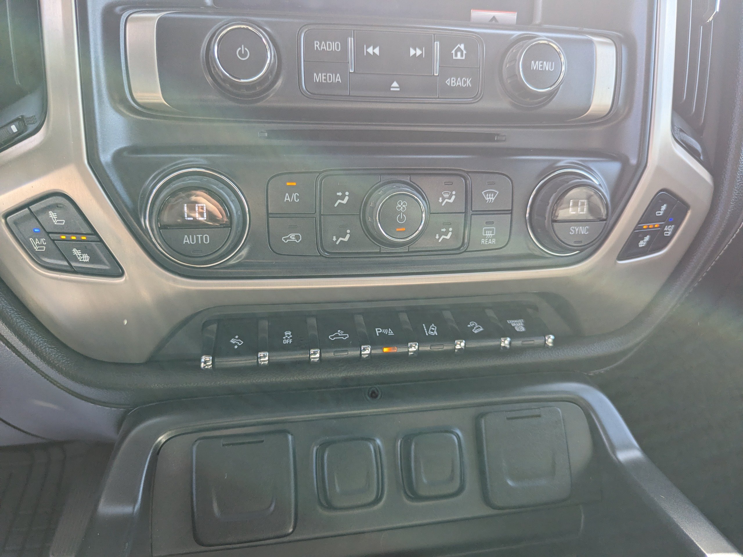 Used 2015 SUMMIT WHITE GMC Denali image 23