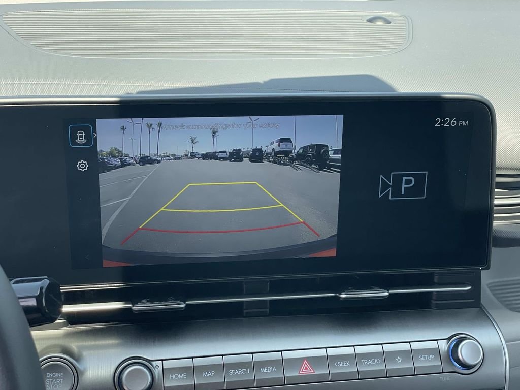 2025 Hyundai Kona SE - Photo 12