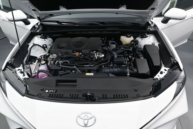 New 2026 Ice Cap Toyota LE image 16