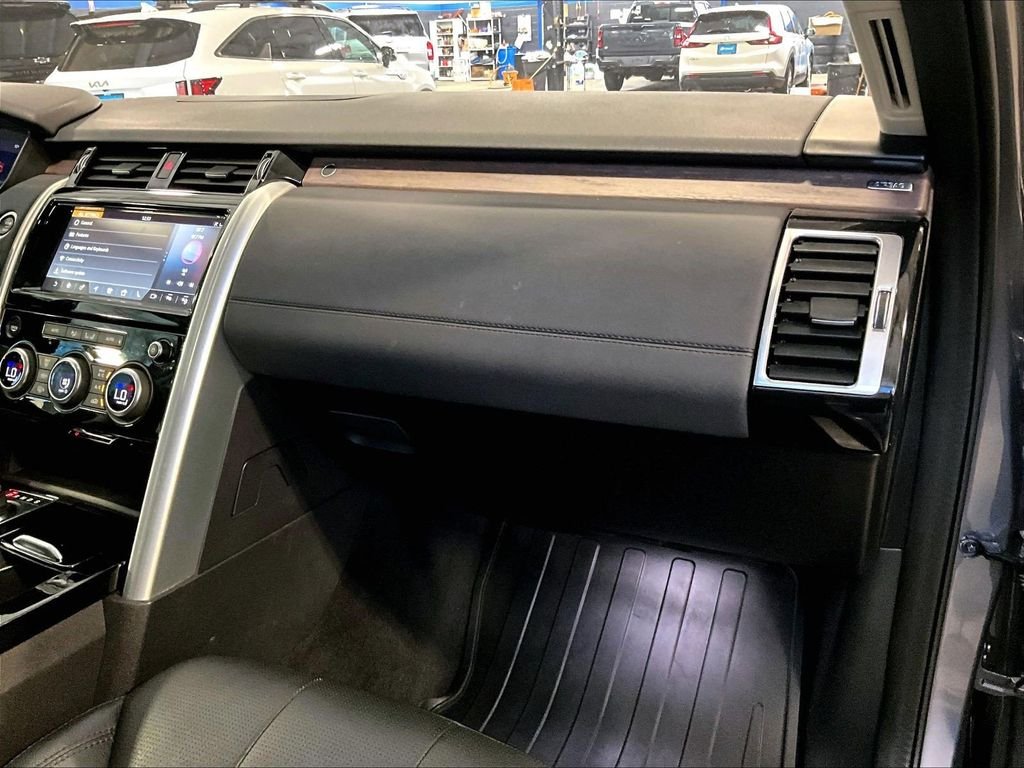 Used 2020 Gray Land Rover HSE image 13