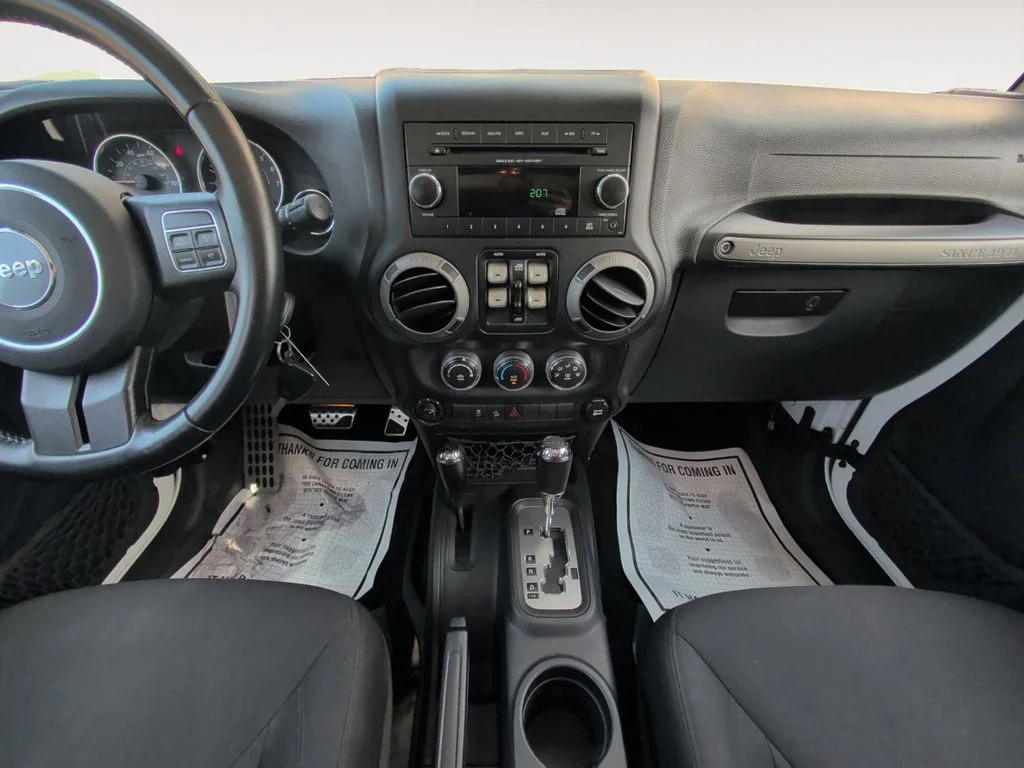 Used 2015 White Jeep Unlimited Sport image 11