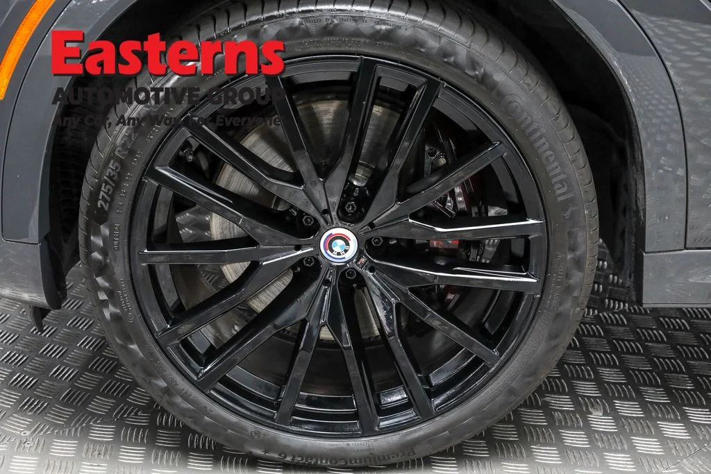 Used 2023 Gray BMW M50i image 34