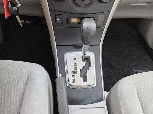 Used 2010 Magnetic Gray Metallic Toyota LE image 14