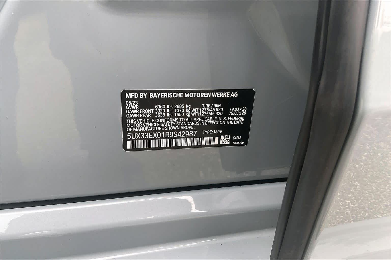 Used 2024 Brooklyn Grey Metallic BMW xDrive40i image 33