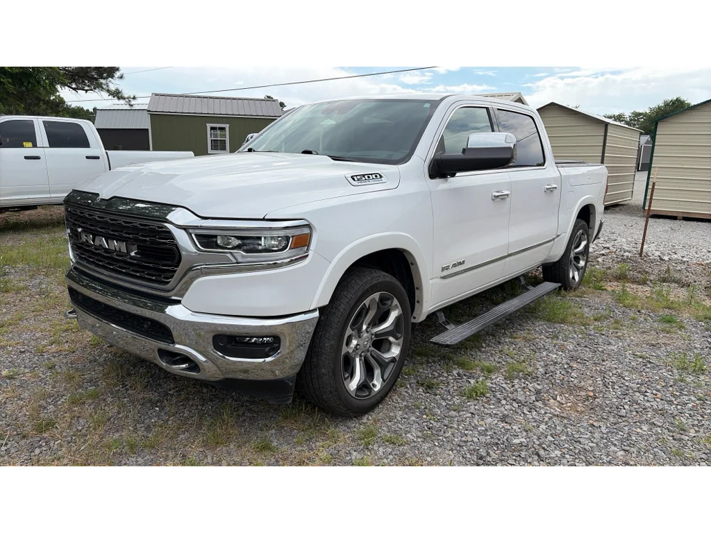 2022 RAM 1500's photo