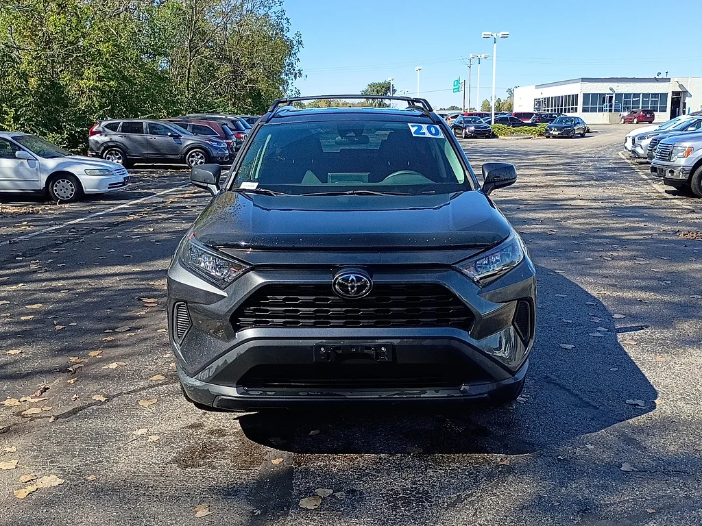 Used 2020 Magnetic Gray Metallic Toyota LE image 8