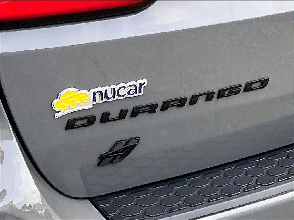 Used 2022 Gray Dodge SXT image 29