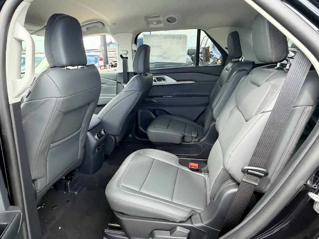New 2026 Agate Black Metallic Ford Active image 12