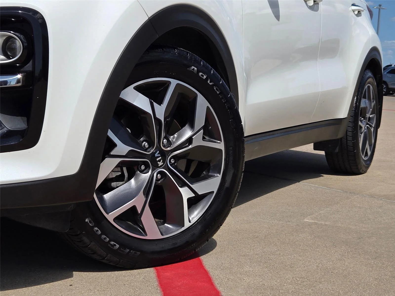 Used 2020 Snow White Pearl Kia EX image 8