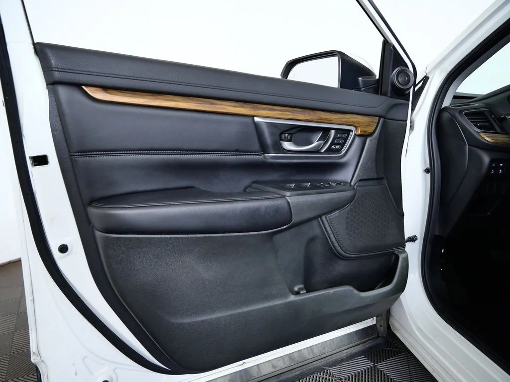 Used 2018  Honda EX-L image 15