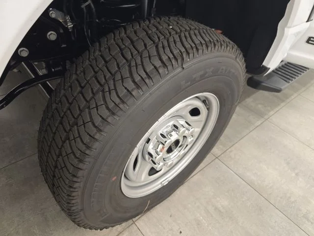 New 2026 Oxford White Ford F-250® XL image 42