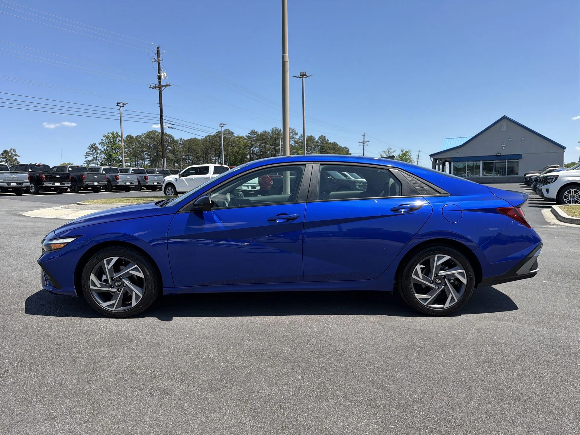 Certified Used 2025 Intense Blue Hyundai SEL Sport image 23