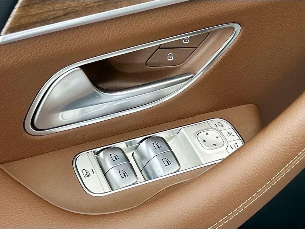 New 2026 MANUFAKTUR Alpine Grey Mercedes-Benz GLE 450 image 22