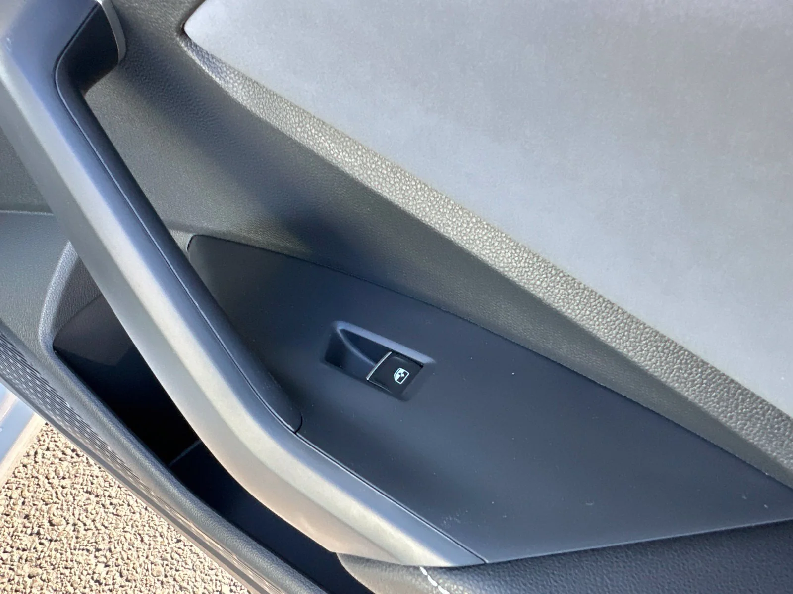 New 2027 White Volkswagen 1.5T SE image 30