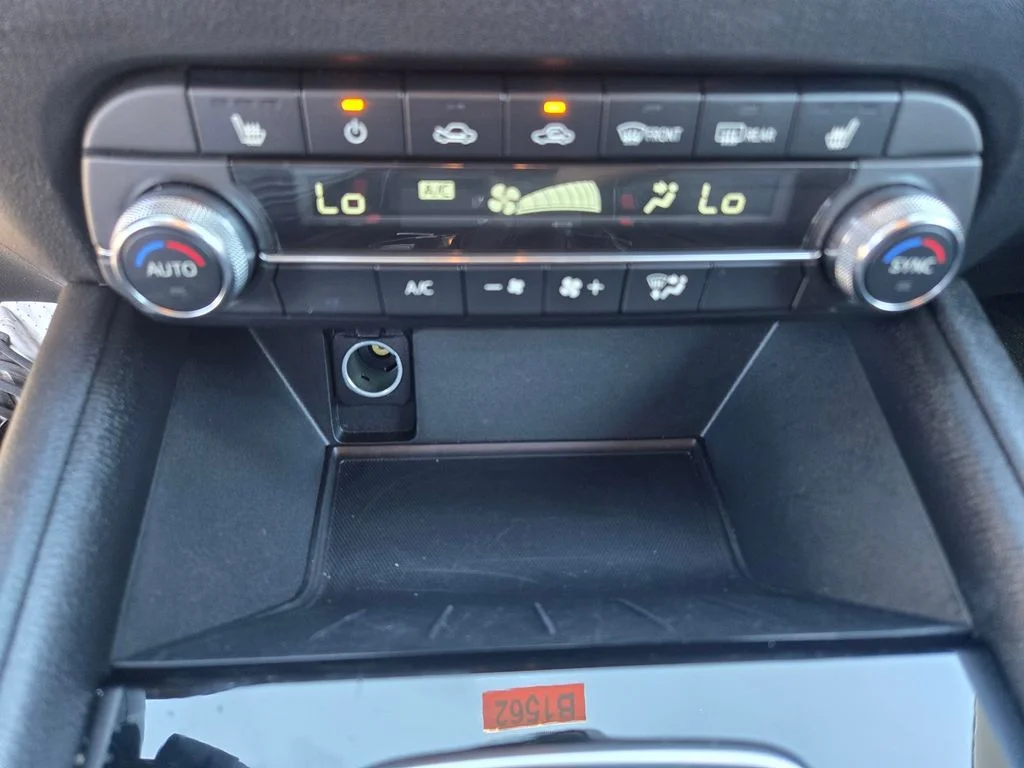 Certified Used 2025 White Metallic Mazda 2.5 S Select Package image 18