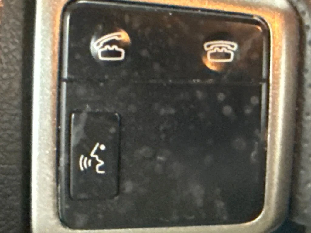 Used 2010 Blizzard Pearl Toyota SR5 image 19