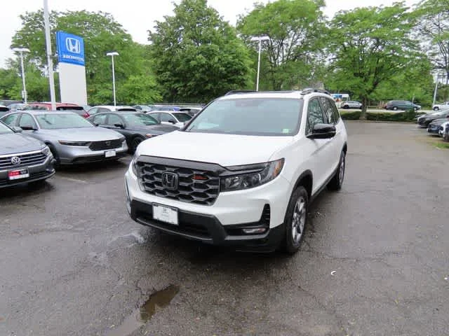 2023 Honda Passport 3.5 TrailSport 4WD Auto's photo