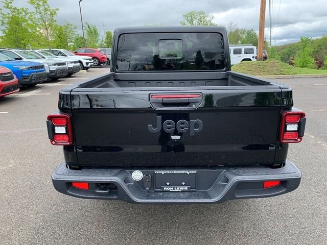 New 2026 Black Clear-Coat Exterior Paint Jeep Sport S image 4