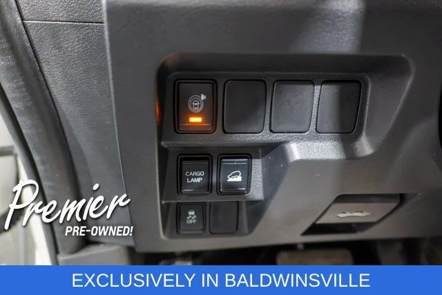 Used 2022 White Nissan S image 16