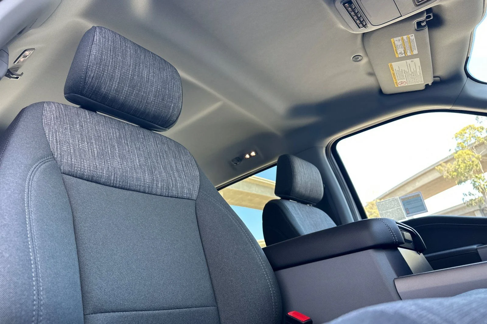 New 2026 Oxford White Ford F-350® XLT image 15