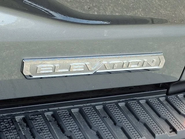 New 2026 Sterling Metallic GMC Elevation image 22