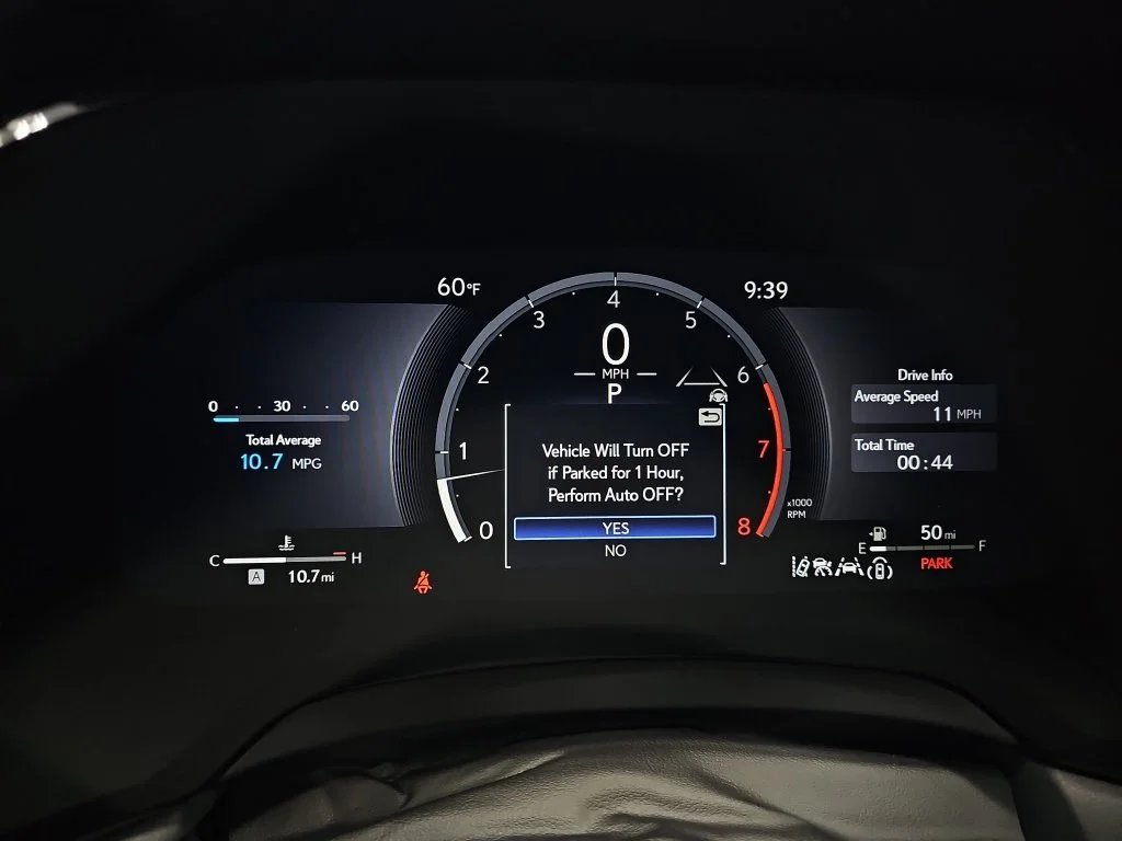 New 2026 Eminent White Pearl Lexus PREMIUM PLUS image 18
