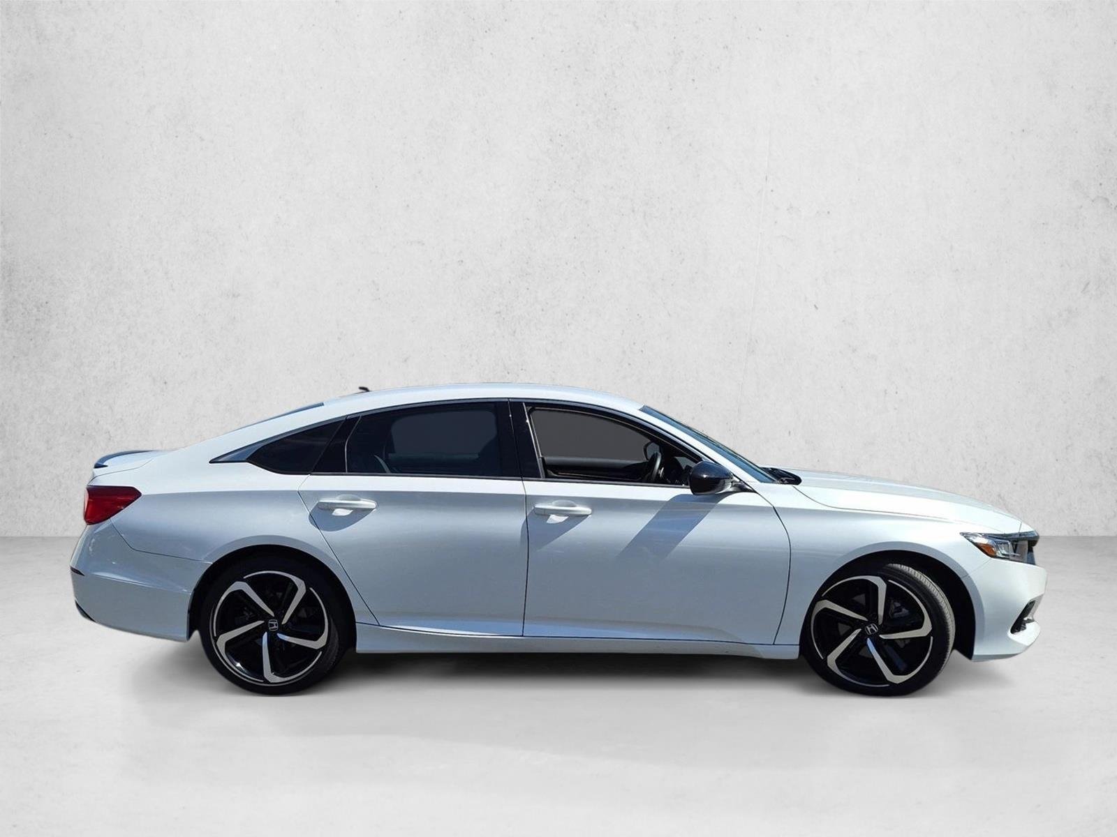 Used 2022 White Honda Sport image 4
