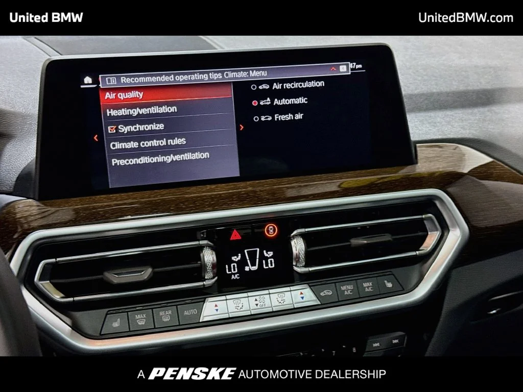 Used 2023 Dark Graphite BMW sDrive30i image 18