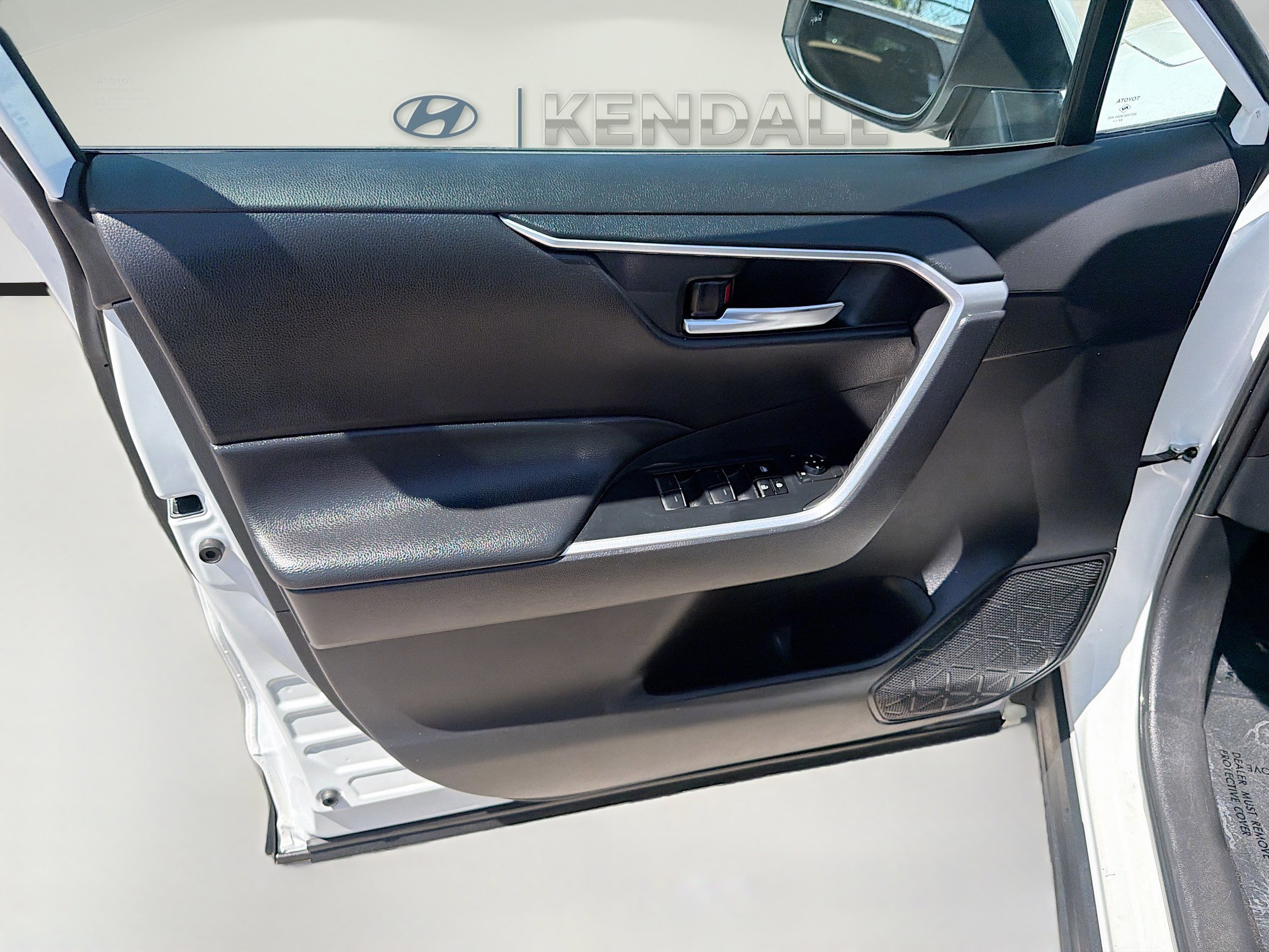 Used 2024 Ice Toyota XLE image 17