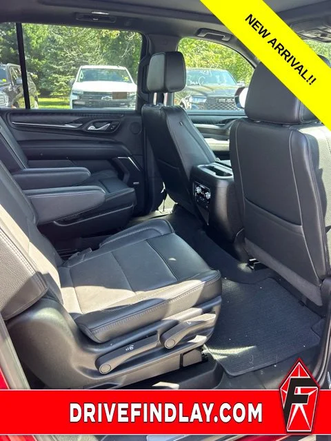 Used 2023  GMC Denali image 7