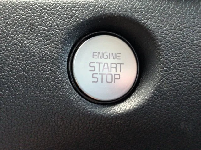 New 2025 Glacial White Pearl Kia S image 28