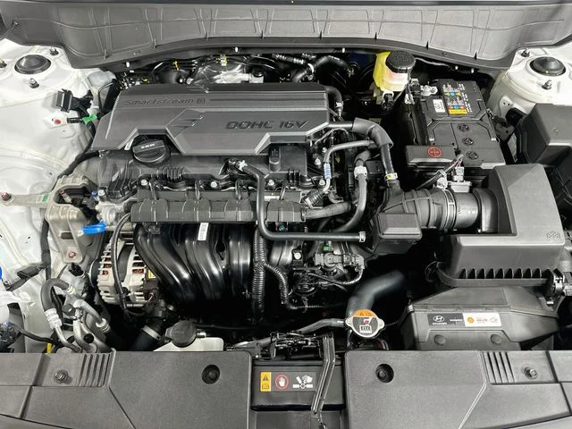 New 2027 Hyundai KONA SE