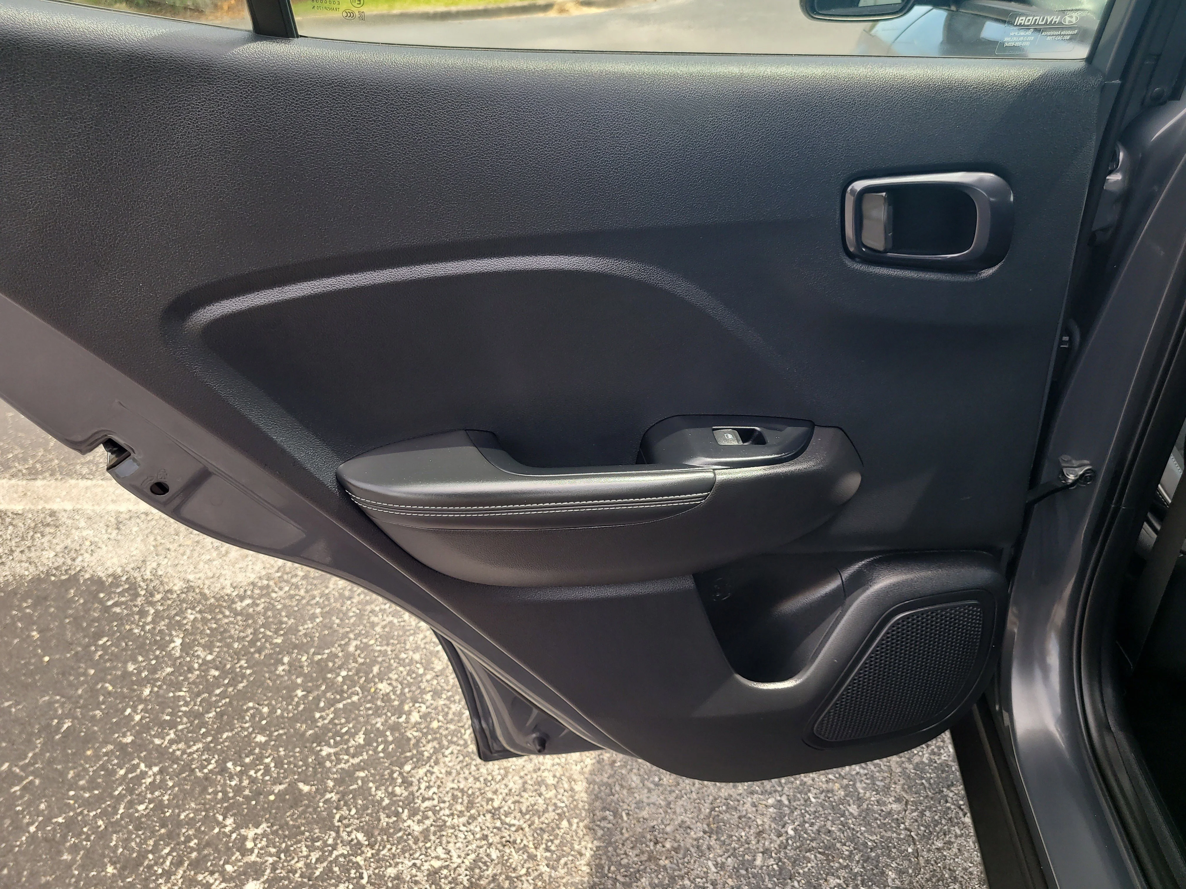 Used 2023 Ecotronic Gray Hyundai Limited image 11