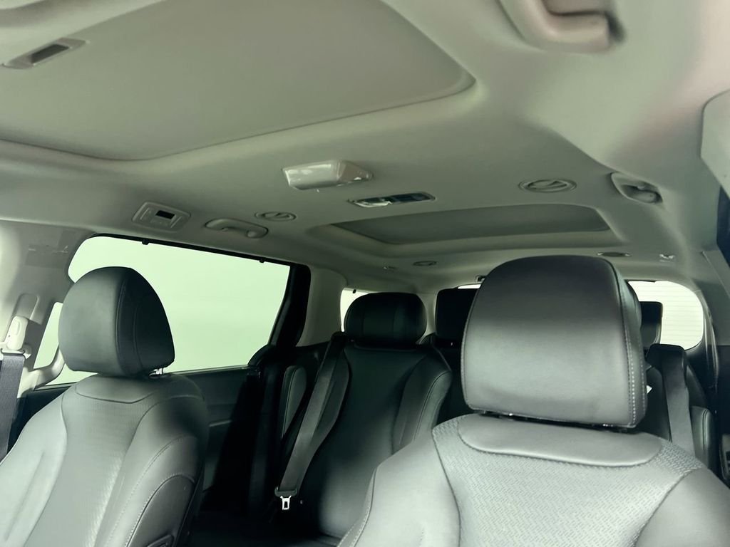 New 2026 Aurora Black Pearl Kia SX Prestige image 19