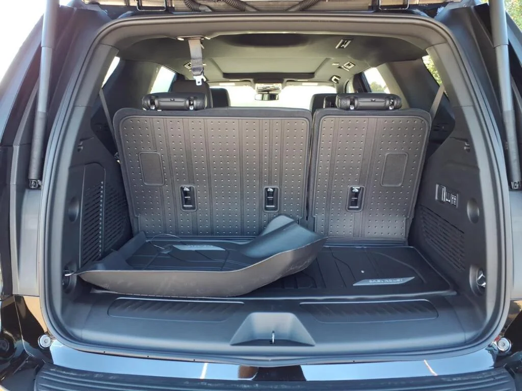 2027 Chevrolet Tahoe LT - Photo 5