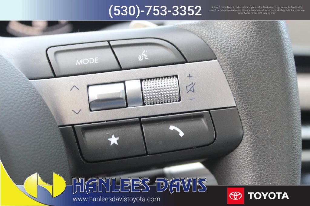 Used 2026 Silver Hyundai Blue image 27