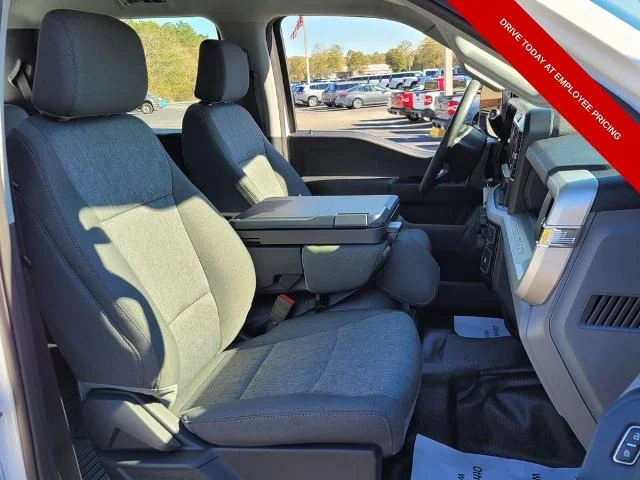 New 2026 Oxford White Ford F-250® XL image 42