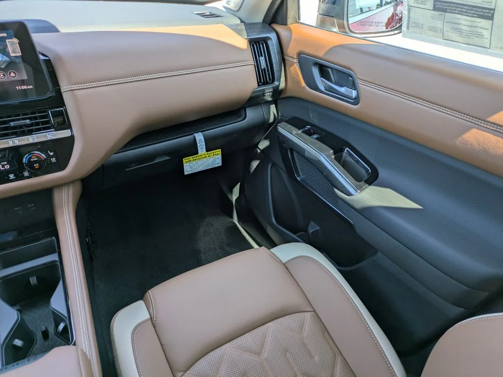 New 2026 Scarlet Ember Tintcoat Nissan Platinum image 17