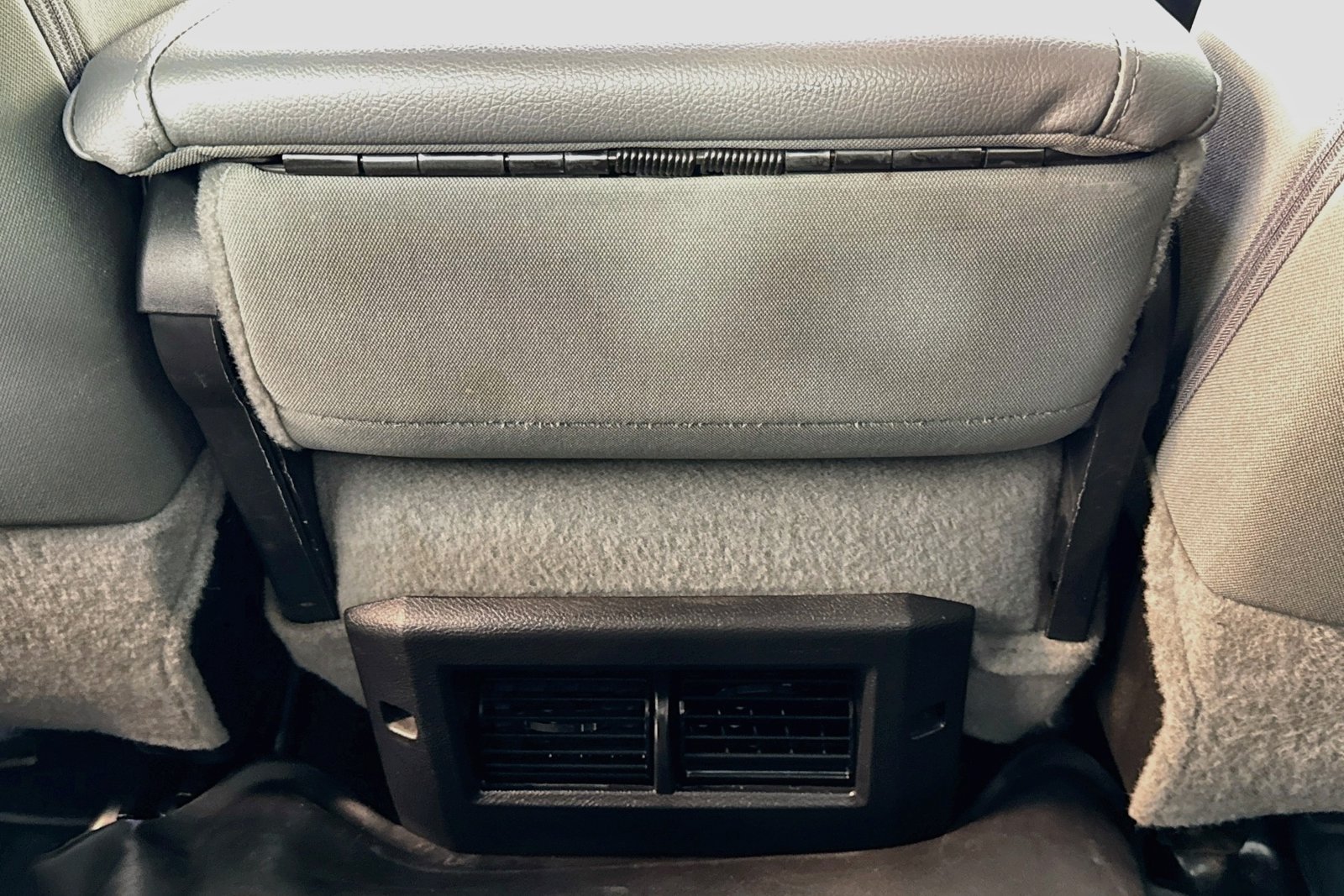 Used 2019 Bright Silver Metallic Clearcoat Ram SLT image 21