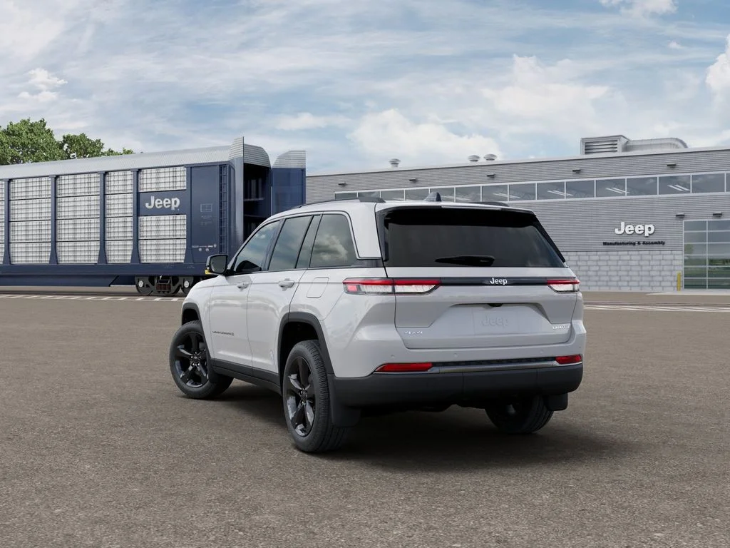 Used 2026 White Jeep Limited image 3