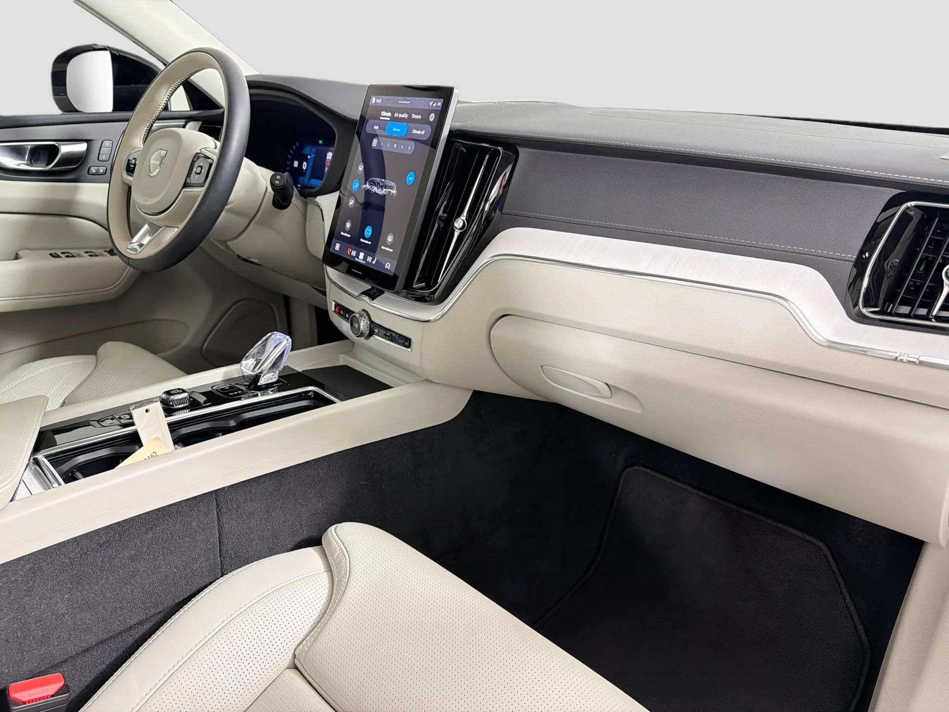 2026 Volvo XC60 Ultra - Photo 31
